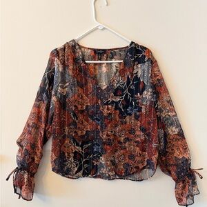 Jessica Simpson V-neck Brown and Black Leaf print Floral Blouse.